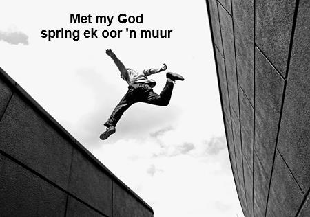 spring oor muur